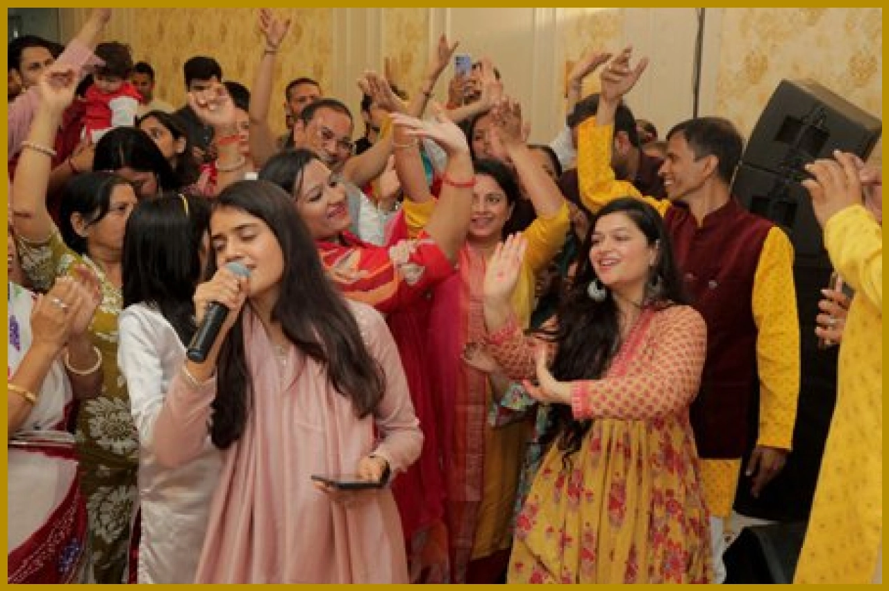 Udaipur Hosts Historic Bhajan Clubbing Event