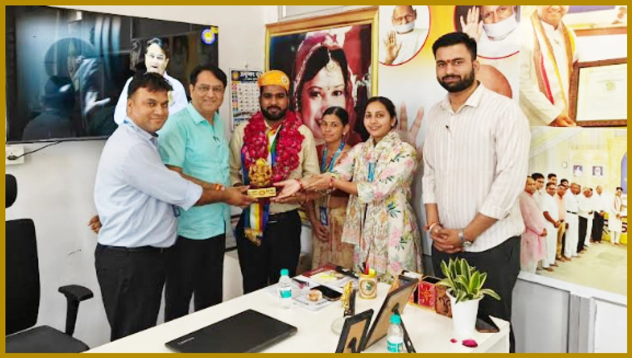 Udaipurs Prakash Makes History with 6th Rank in RAS ST Category