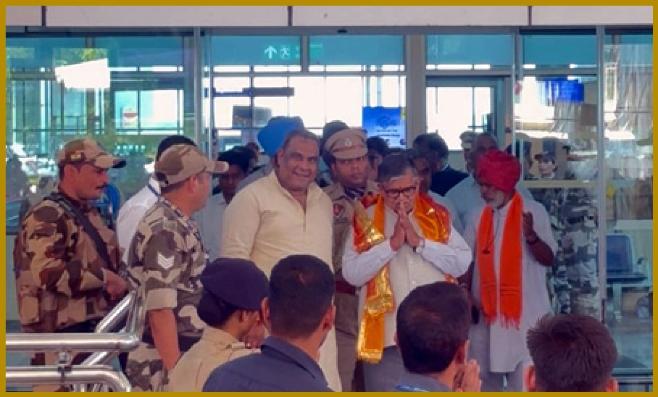 Punjab Governor Promotes Simplicity During Udaipur Visit